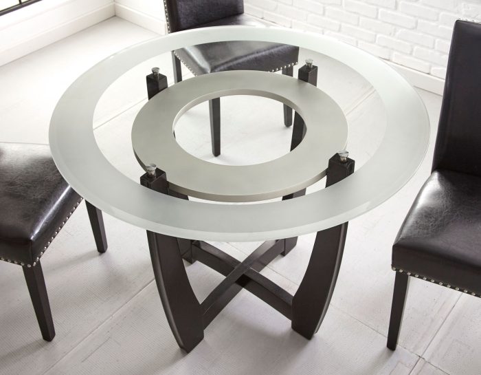Verano 45 inch Glass Top Table - Image 2