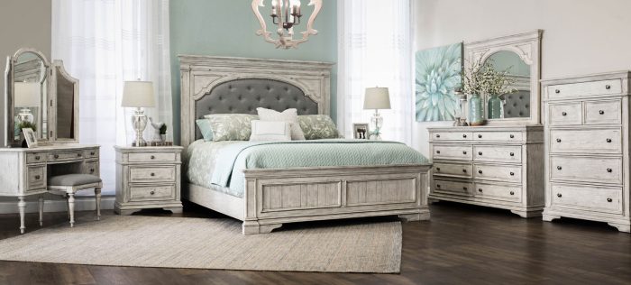 3-Piece Highland Park Vanity Set, Cathedral White<br> (Vanity Desk, Tri-fold Mirror and Bench) - Image 2