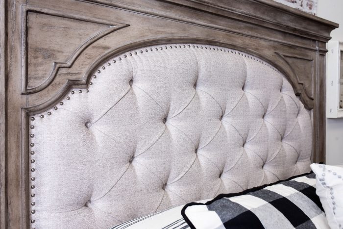 Highland Park King Bed, Waxed Driftwood - Image 5