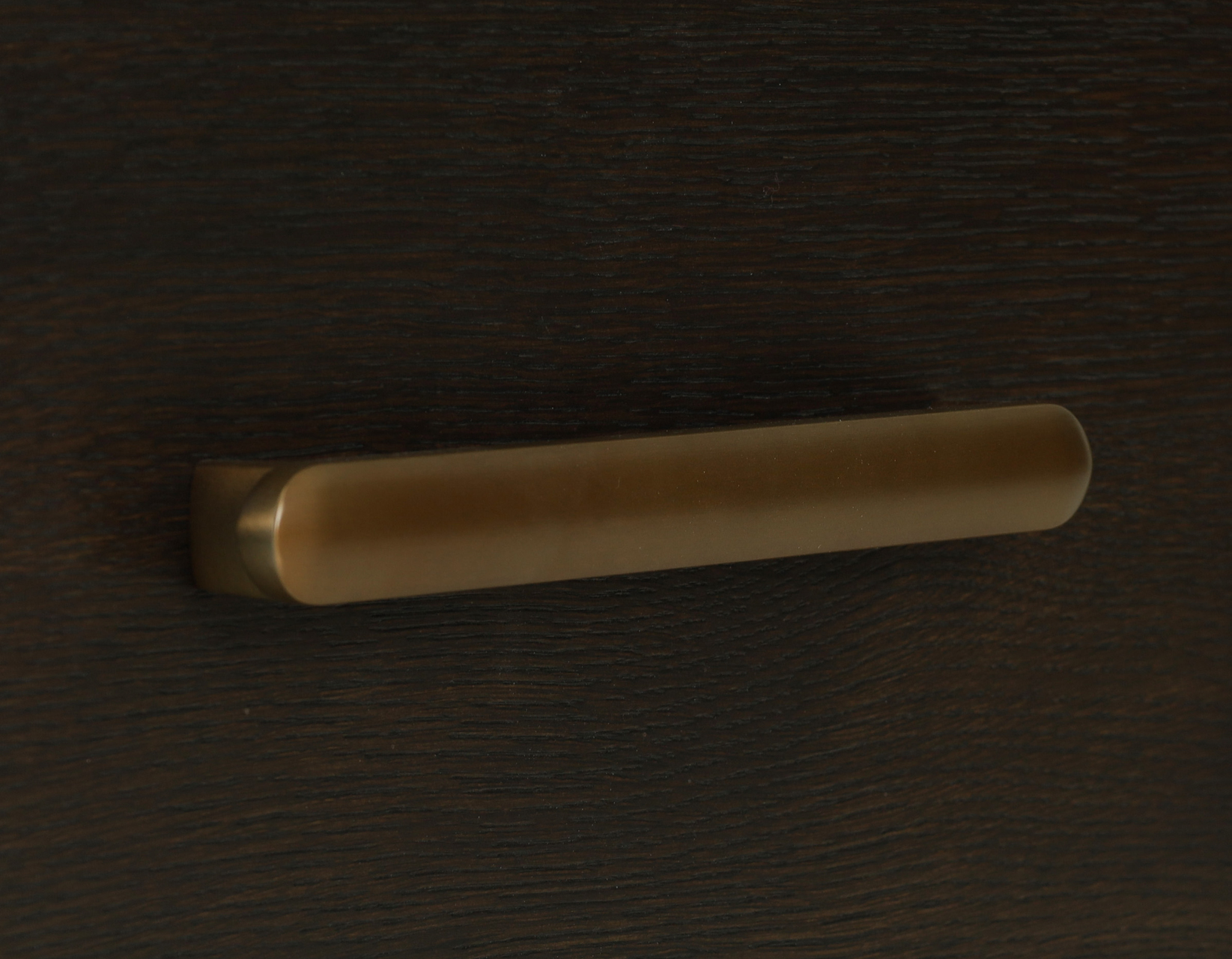 Sigmund 5-Drawer Chest - Image 9